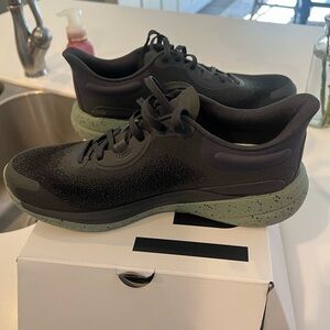 Lululemon women’s chargefeel 2 low workout shoe- BRAND NEW